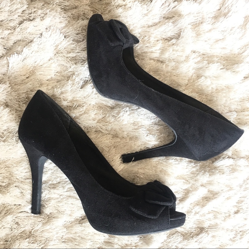 Fioni Peep Toe Suede Black Bow Pumps Heels